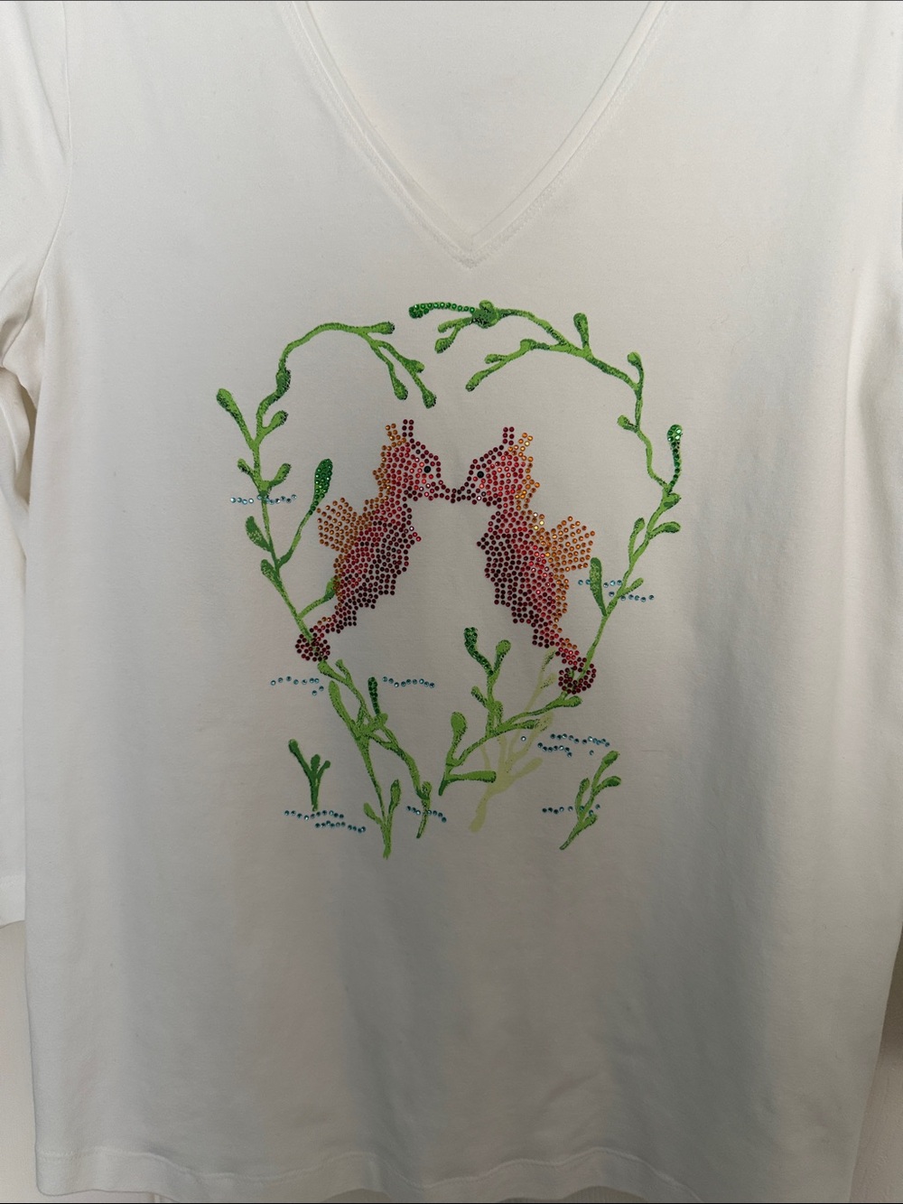 Chico's v-neck White Knit Tee with kissing seahorses!